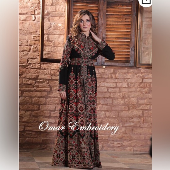 Tatreez Thobe - Picture 2 of 2